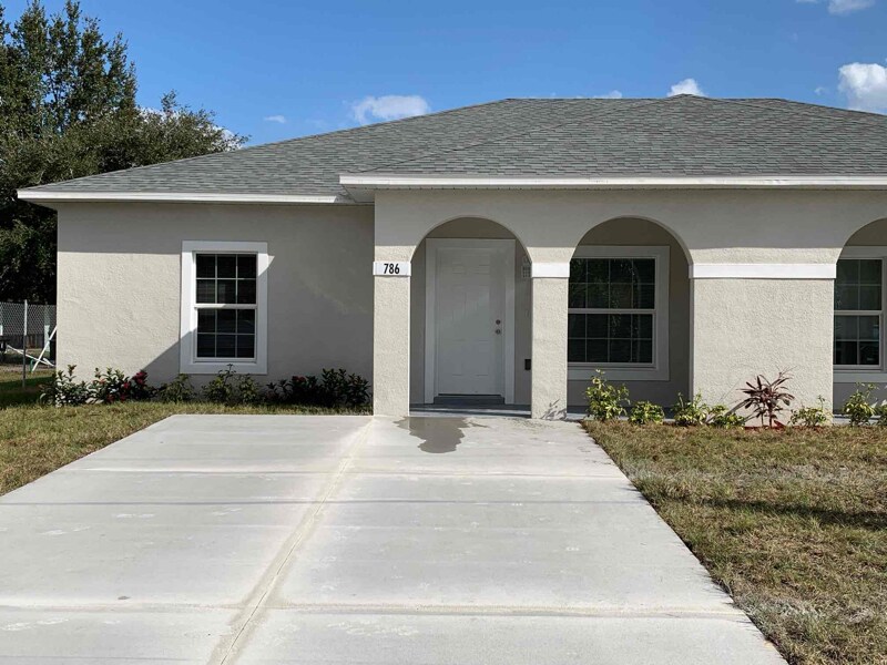 784 Platypus Ct in Kissimmee, FL - Building Photo