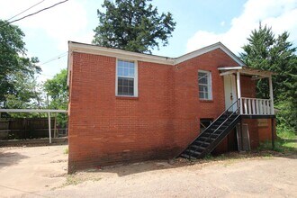 1420 E Houston St in Tyler, TX - Building Photo - Building Photo