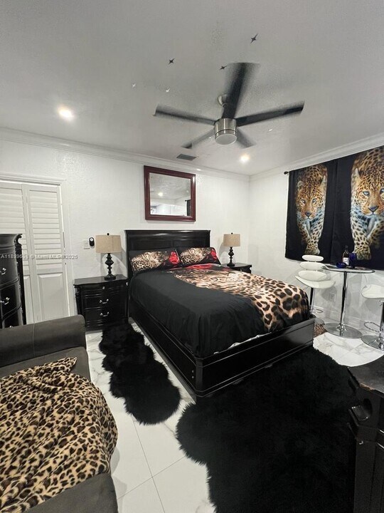 2793 NW 34th Terrace in Lauderdale Lakes, FL - Building Photo