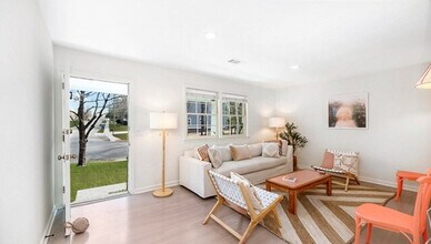 4923 France Ave in North Charleston, SC - Building Photo - Building Photo
