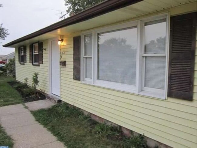 154 Edge Ave in New Castle, DE - Building Photo - Building Photo