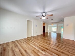 2625 SW 67th Ave in Miami, FL - Building Photo - Building Photo