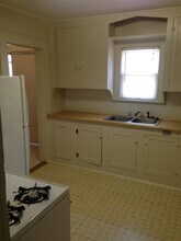 1138 E Elm St in Springfield, MO - Building Photo - Building Photo