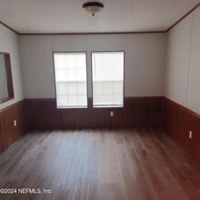 463 Logan Ave in Orange Park, FL - Building Photo - Building Photo