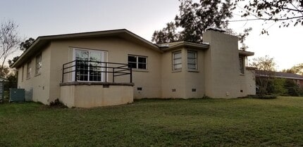 536 Cherry St in Eufaula, AL - Building Photo - Building Photo