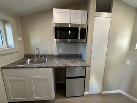 180 S Glenwood St in El Paso, TX - Building Photo