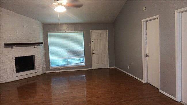 7107 Briarfield Dr