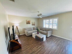 17430 W Carnegie Cir in Ft. Myers, FL - Building Photo - Building Photo