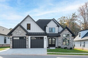 122 Bentley Grove Way in Lynchburg, VA - Building Photo