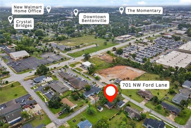 701 NW Ford Ln in Bentonville, AR - Building Photo - Building Photo