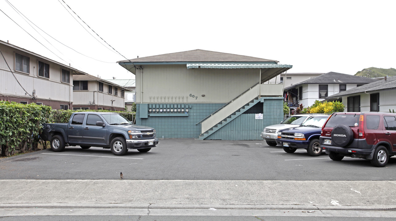 607 Wailepo St in Kailua, HI - Building Photo