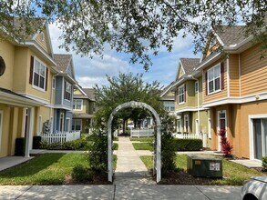 4003 San Sebastian Dr in Kissimmee, FL - Building Photo - Building Photo