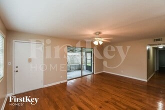 7940 Fresca St in Jacksonville, FL - Building Photo - Building Photo