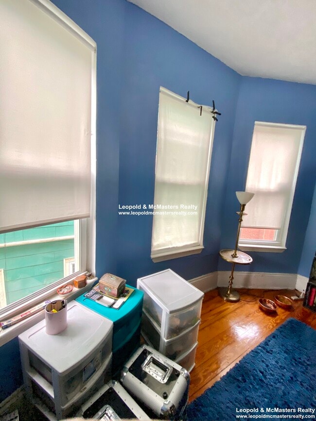 102 Sydney St, Unit 2ST in Boston, MA - Building Photo - Building Photo