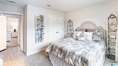 136 Aberdeen Lp in Calera, AL - Building Photo - Building Photo