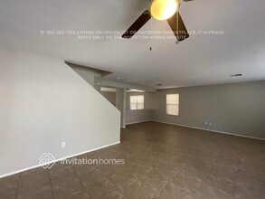 9414 W Sheridan St in Phoenix, AZ - Foto de edificio - Building Photo