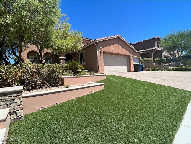 892 White Sparrow St in Henderson, NV - Building Photo - Building Photo