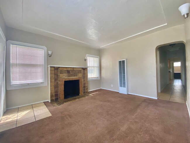 1421 52nd Ave in Oakland, CA - Building Photo - Building Photo