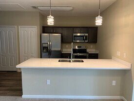 4966 Key Lime Dr, Unit 303 in Jacksonville, FL - Building Photo