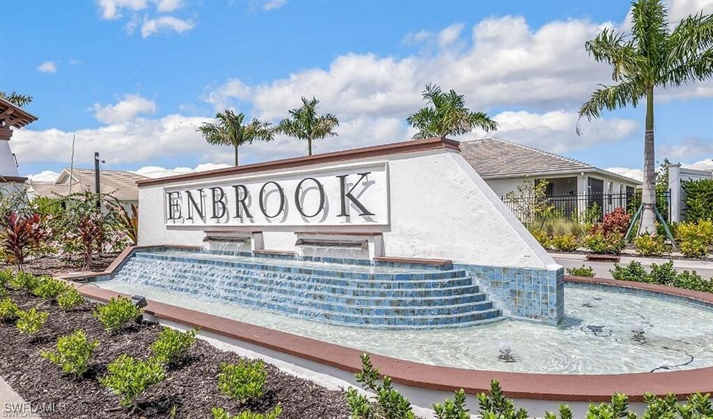 926 Enbrook Lp in Naples, FL - Building Photo