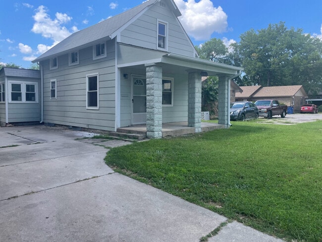 1325 S Palisade St in Wichita, KS - Building Photo - Building Photo