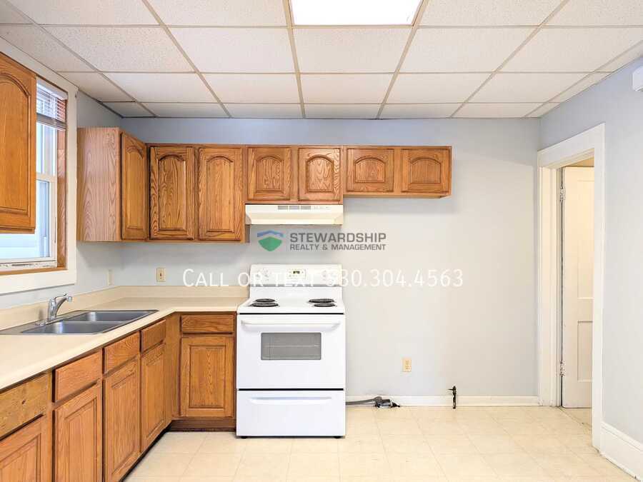 1410 16th St NW in Canton, OH - Building Photo