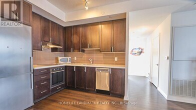 55-455 Ann O'Reilly Rd in Toronto, ON - Building Photo - Building Photo