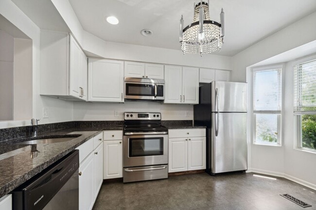 property at 2849 Schoolhouse Cir