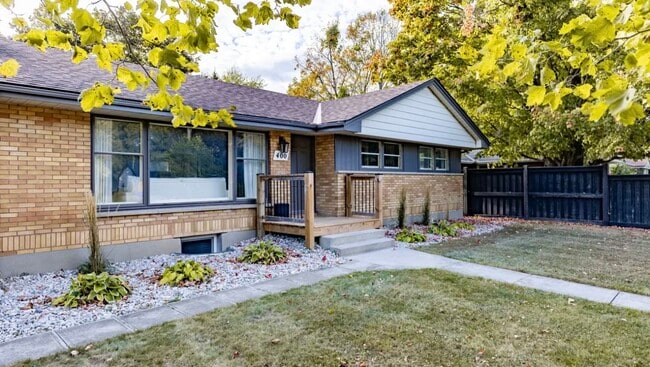 property at 400 Coombs Av