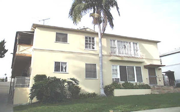 1835 N Normandie Ave in Los Angeles, CA - Building Photo - Building Photo