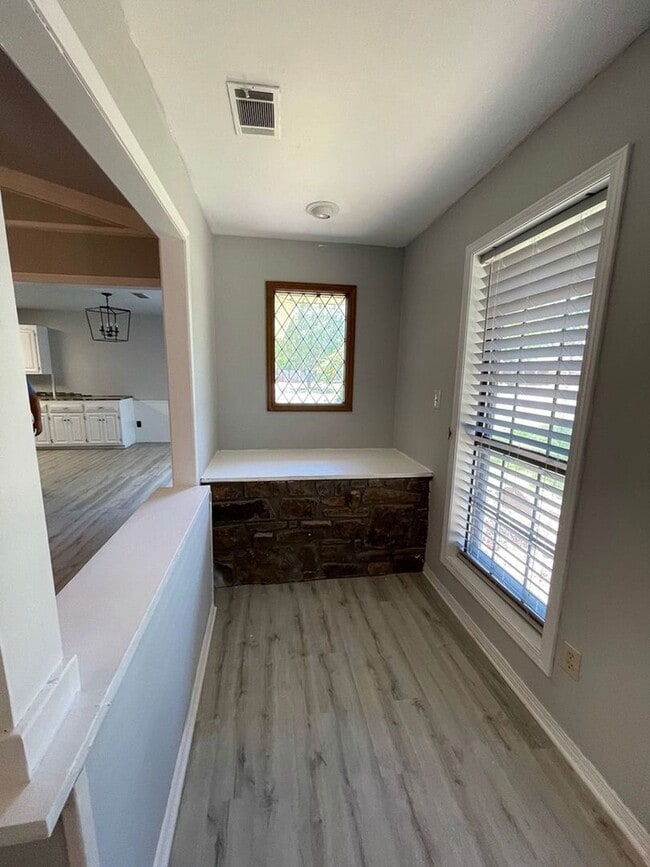 8801 Meandering Way in Fort Smith, AR - Building Photo - Building Photo