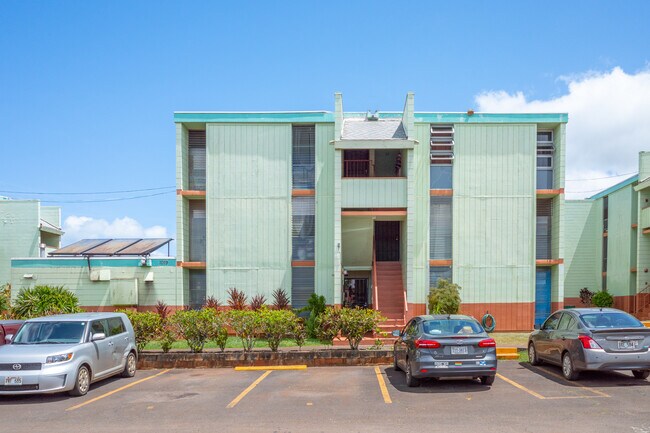 1046 Ehoeho Ave in Wahiawa, HI - Foto de edificio - Building Photo