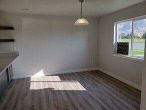 532 N 1300 W in Springville, UT - Foto de edificio - Building Photo