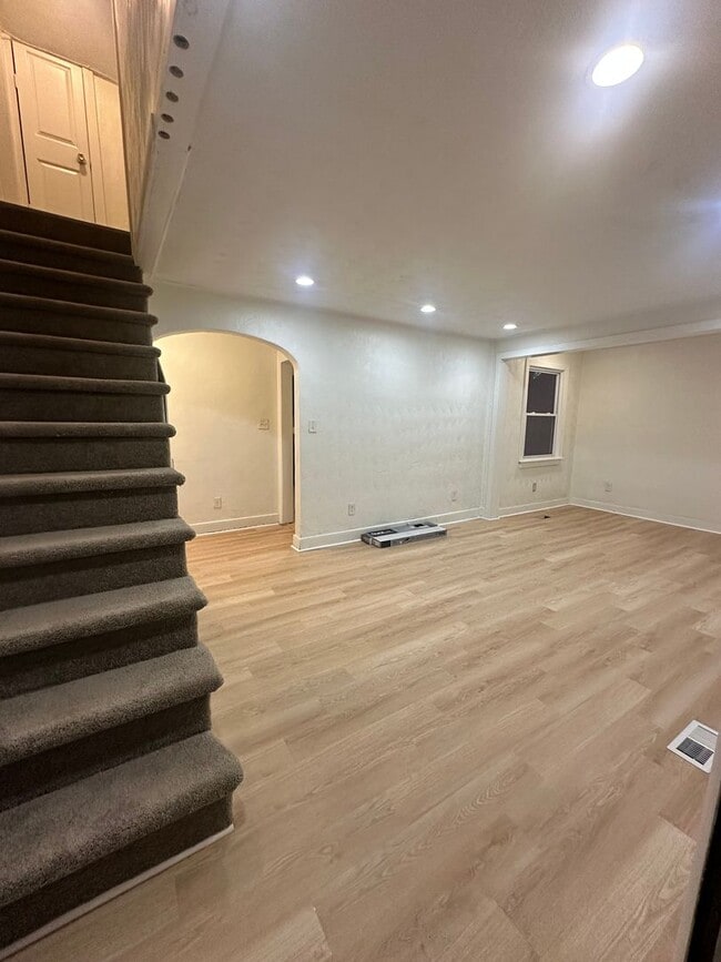 35 Fairview Cir N in Portsmouth, VA - Building Photo - Building Photo