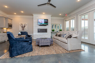 The Cottage at East Broussard in Lafayette, LA - Building Photo - Interior Photo