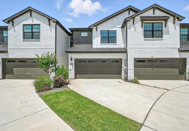 property at 1102 Bowie Dr