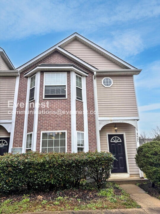 8665 Thomas Rd in Riverdale, GA - Building Photo