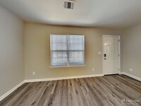 4920 Hopewood Ln in Charlotte, NC - Building Photo - Building Photo