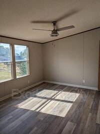 100 Forest Manor Dr photo'