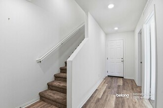 14043 Royalton Ln in Gardena, CA - Foto de edificio - Building Photo