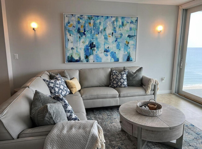3450 S Ocean Blvd in Palm Beach, FL - Building Photo - Building Photo