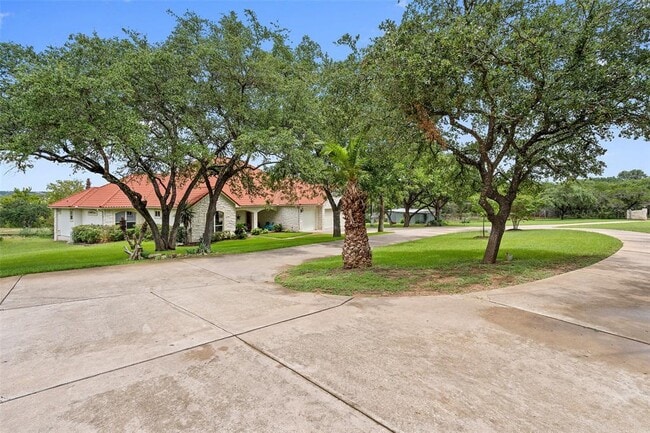 22658 Felicia Dr in Spicewood, TX - Building Photo - Building Photo