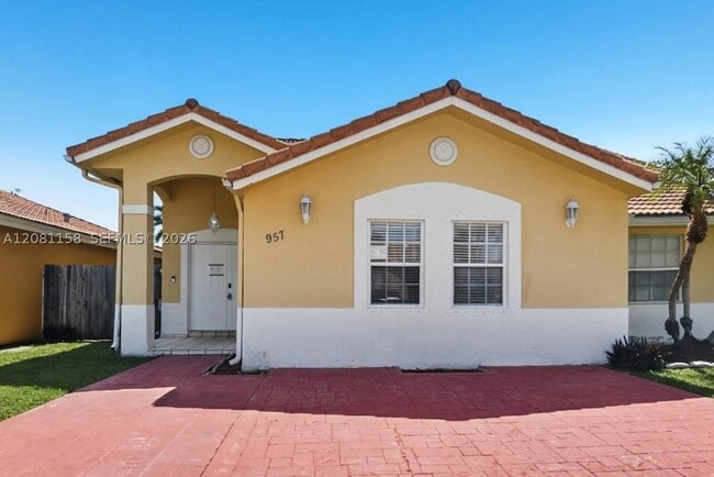 957 NW 128th Pl