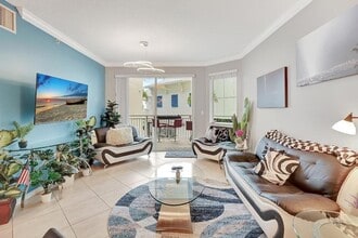 975 NW Flagler Ave in Stuart, FL - Foto de edificio - Building Photo