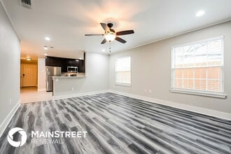 3923 Metropolitan Ave in Dallas, TX - Building Photo - Building Photo