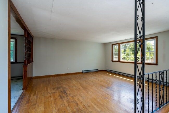 22 Chatham Cir in Salem, NH - Building Photo - Building Photo