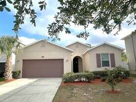 7508 Tangle Rush Dr in Gibsonton, FL - Building Photo