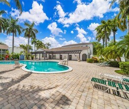 9752 NW 47th Terrace in Doral, FL - Building Photo - Building Photo