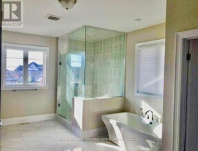 60 Longevity Rd in Brampton, ON - Building Photo - Building Photo