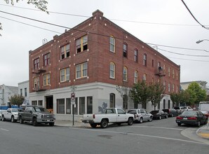 The Monastery in San Francisco, CA - Foto de edificio - Building Photo